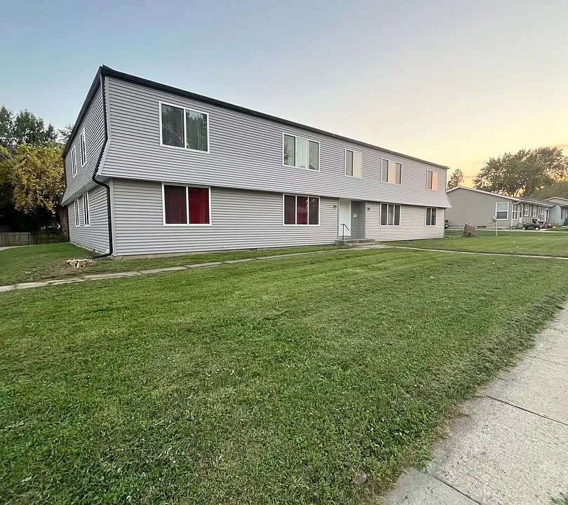 1048 Langley Rd