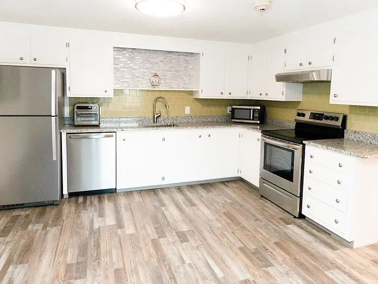 30 Dana Rd #3B — Photo 3
