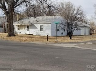 700 S 13th St, Lamar, CO 81052