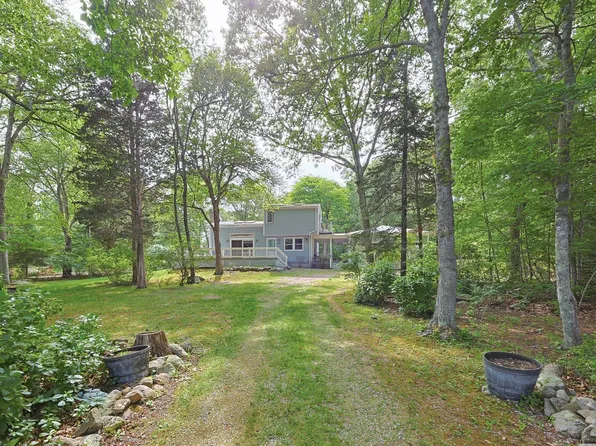 1775 Drift Rd, Westport, MA 02790