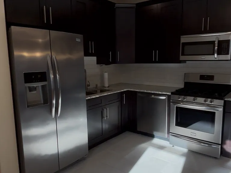 9 Prospect St #303 — Photo 3