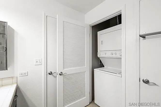 530 K St #920 — Photo 20