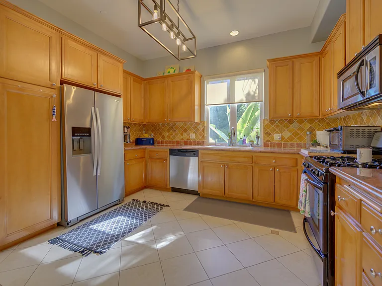 14535 Margate St #1 — Photo 13