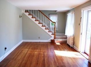 4 Leon St, Claymont, DE 19703