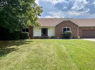 2758 Shepherds Ct, Woodlawn, TN 37191