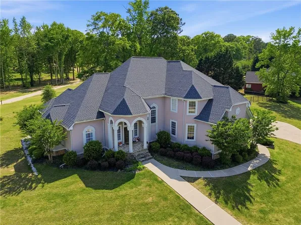 31 Meadow Lakes Ter, Cedartown, GA 30125