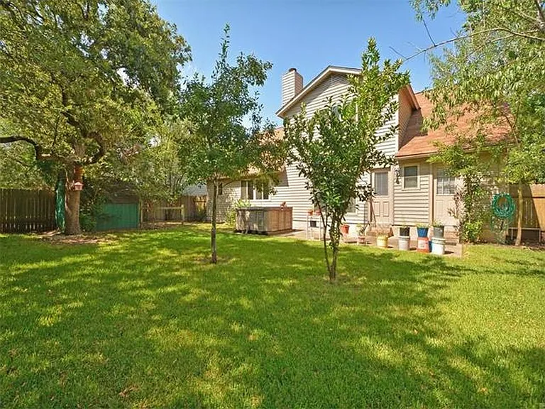 7601 Hawkeye Dr — Photo 26