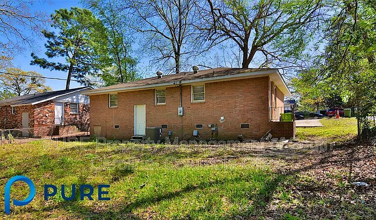 125 Charleswood Dr — Photo 6