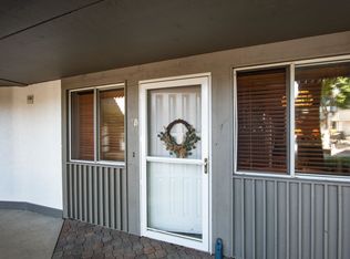 1001 S Oneida St APT 1B, Appleton, WI 54915