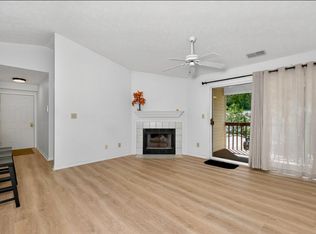 12 Rio Grande Cir APT 5, Florence, KY 41042