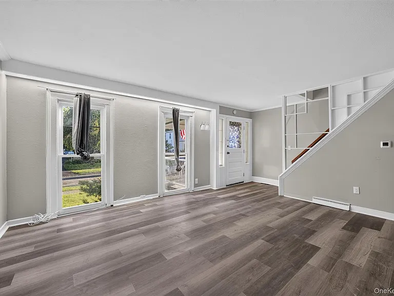 10 Washington Ave #3 — Photo 8