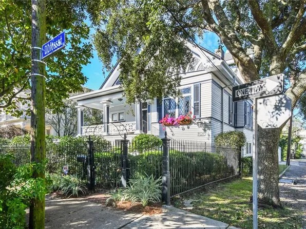 1526 Dufossat St, New Orleans, LA 70115