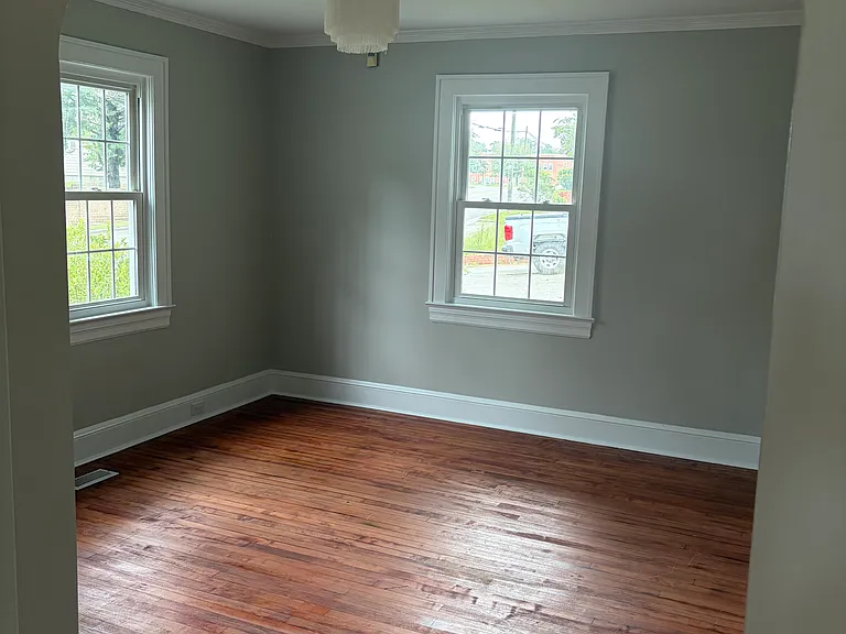 122 W Burkhead St — Photo 7