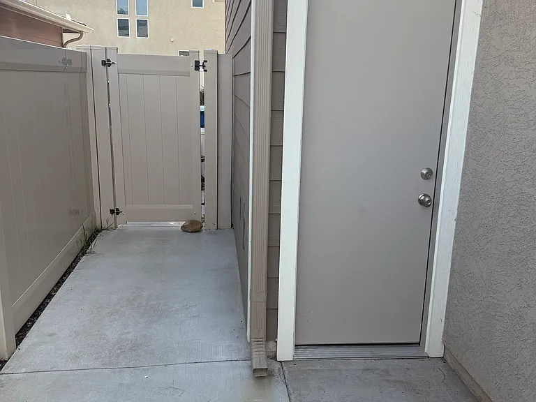 7958 Robinson Ln — Photo 18