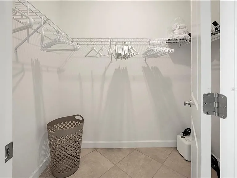 5161 Coral Reef Way — Photo 32