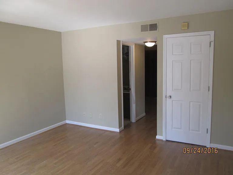 114 Acklen Park Dr — Photo 4