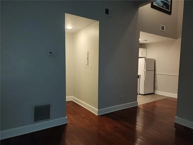 110 S Dearborn St #3 — Photo 17