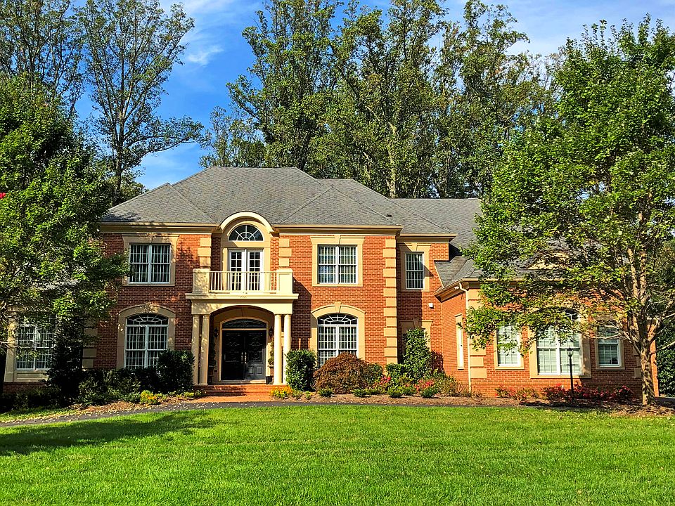 1st image of 700 Miller Ave