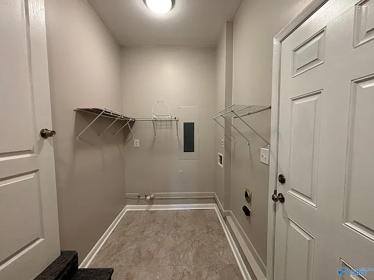 2206 Harris Rd NW — Photo 8