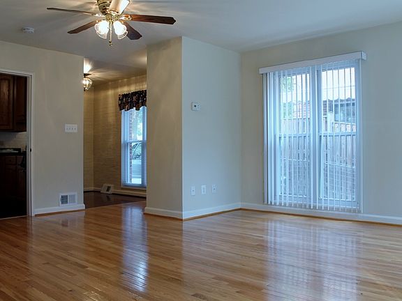 Ceiling in the living room!