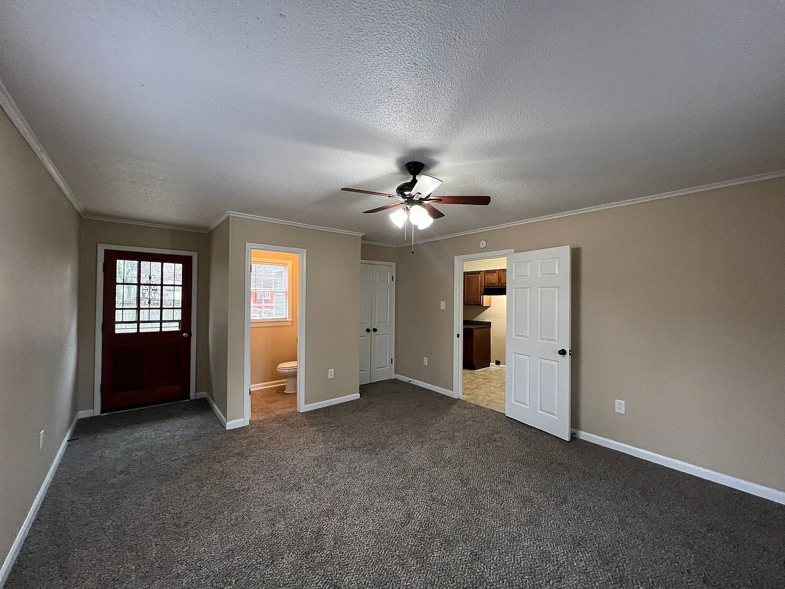 3429 Parker Ave — Photo 4