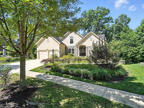 3rd image of 5083 Glenmeir Ct