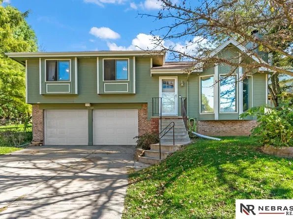 11705 Amos Gates Cir, Bellevue, NE 68123