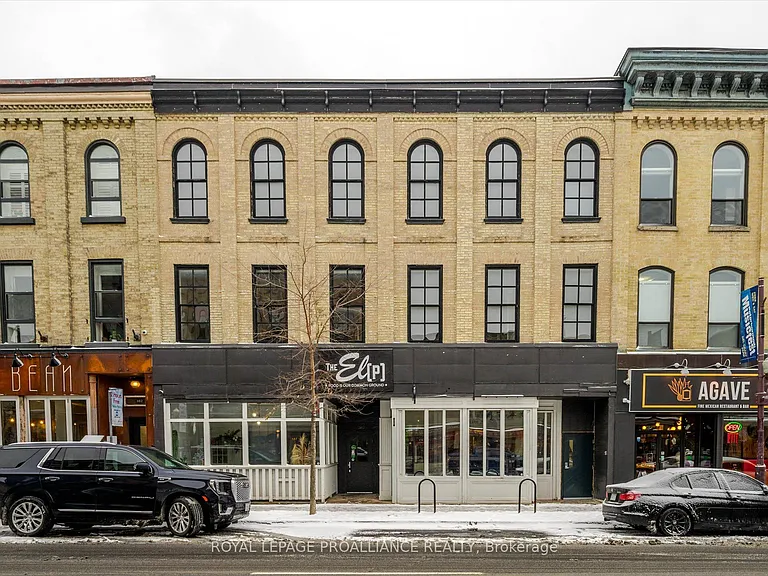 380 George St N #1B — Photo 2