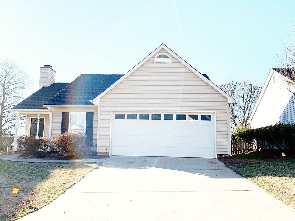 1st image of 13 Black Oak Ct