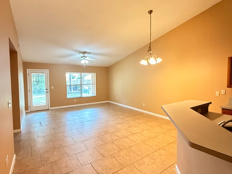 24 Ryall Ln #A — Photo 10