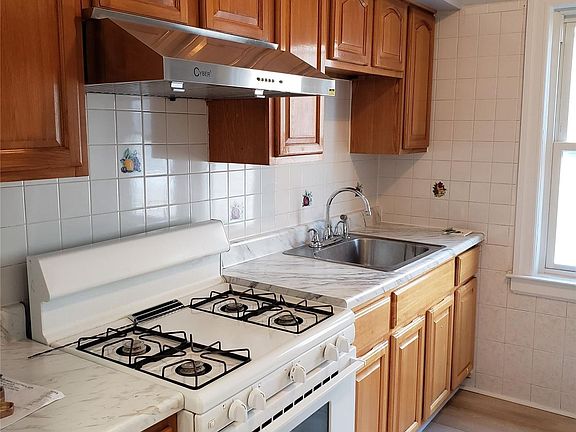 3rd image of 134-09 101st Ave #2