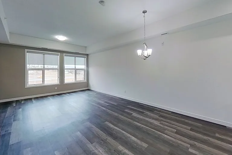 439 Makenny St #203 — Photo 3