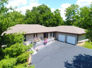 26026 W Halings Rd, Antioch, IL 60002