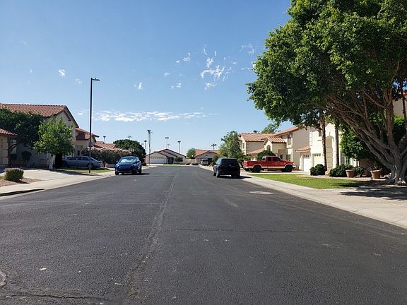 4th image of 5805 W Aster Dr