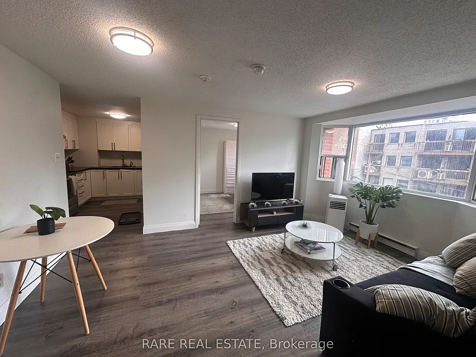 99 Bellevue Ave #12