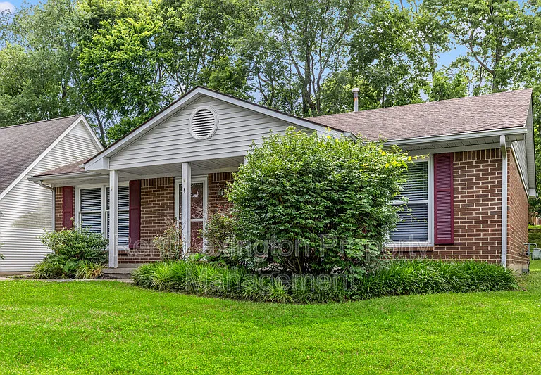4225 Steamboat Rd — Photo 3
