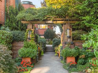 2717 Franklin Ave E APT 304, Seattle, WA 98102