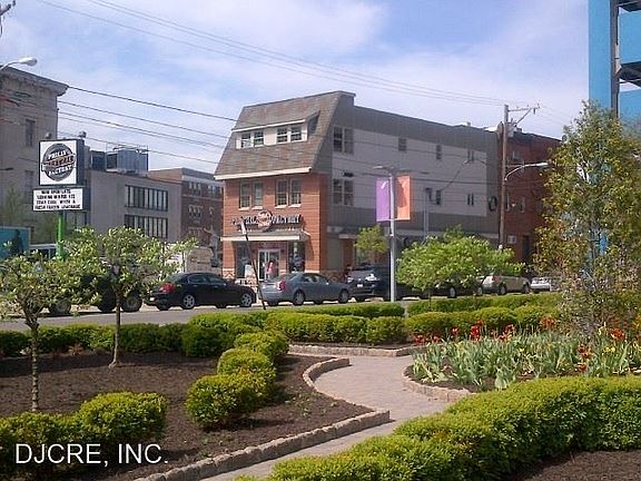 2nd image of 1410-12 McKean St #302B