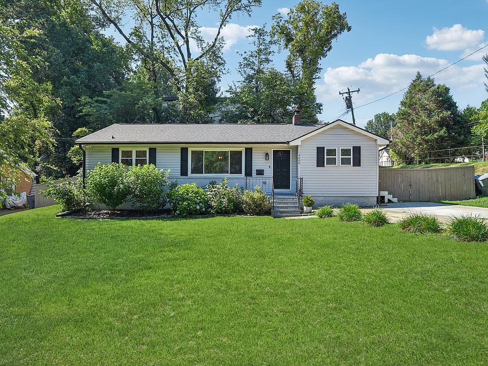1st image of 4000 Hiddenbrook Dr