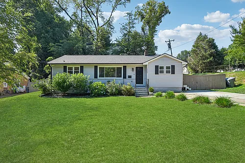 4000 Hiddenbrook Dr Photo 1