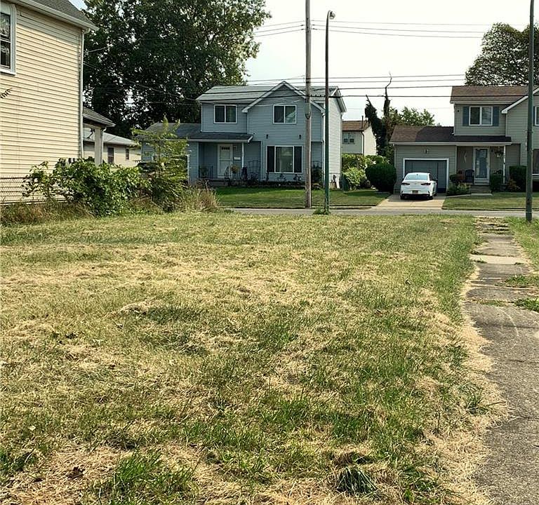 2nd image of 168 Howard St