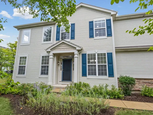 580 S Jade Ln, Round Lake, IL 60073
