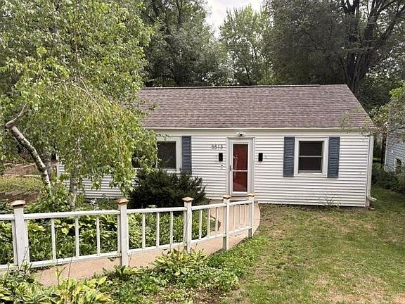 3rd image of 5513 Old Middleton Rd
