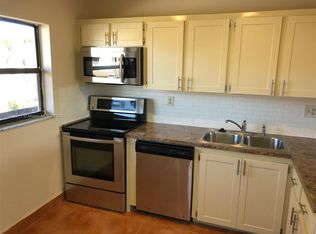 250 W Park Dr APT 203-5, Miami, FL 33172