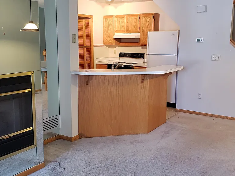 2225 Ranchview Ln N #10 — Photo 3