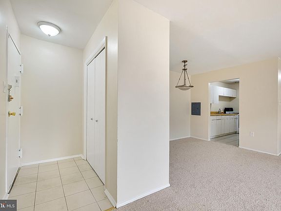 3rd image of 5204 Newton St APT 304