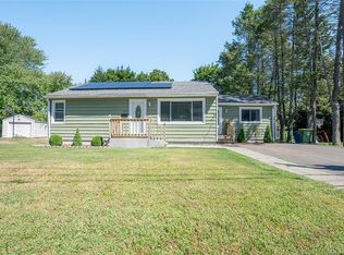 105 Anna Ave, Waterbury, CT 06708