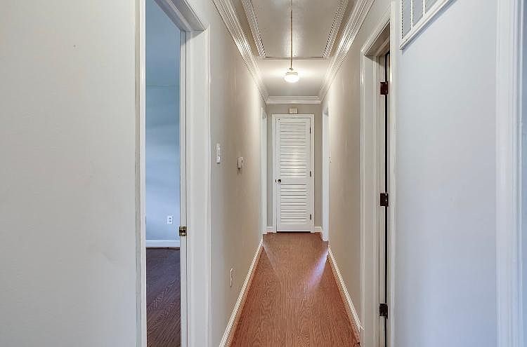 1st image of 4817 Whitestone Dr