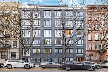 63 West 104th Street in Manhattan Valley