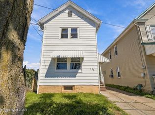 153 John St, Kingston, PA 18704